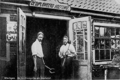 De Duitse (ex-)kroonprins aan het werk.