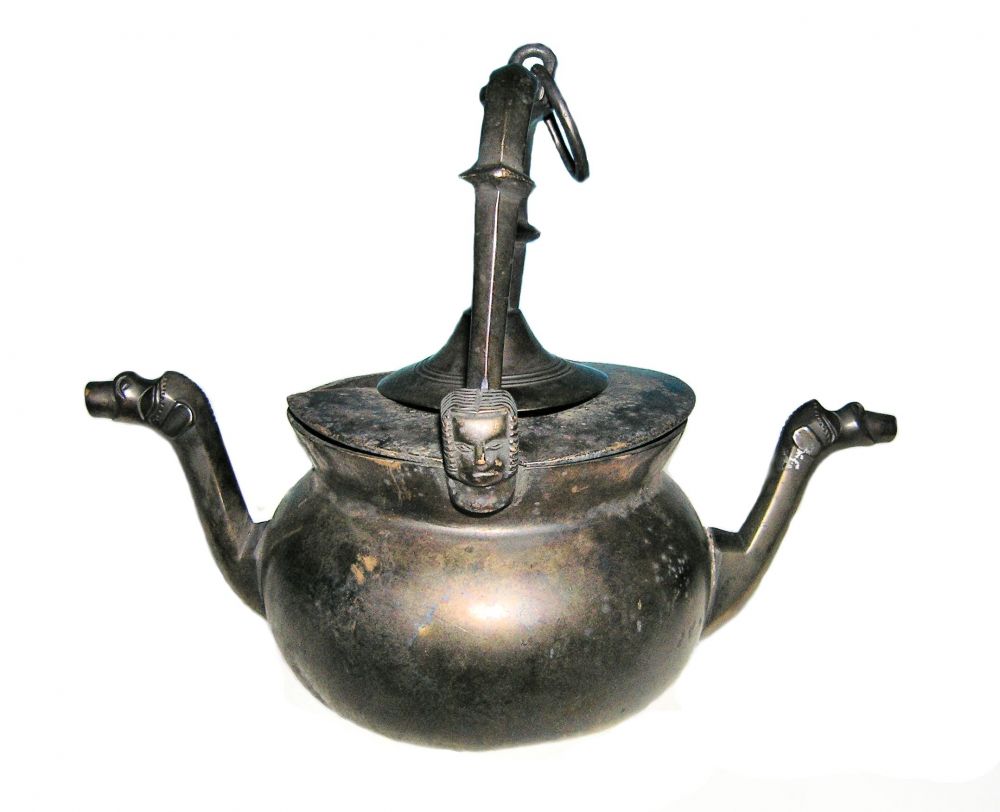 Lavabo: topstuk archeologiecollectie Alkmaar.