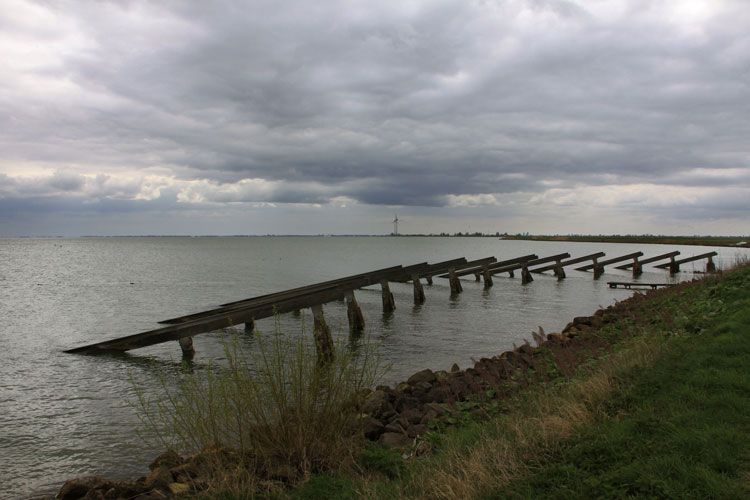 Marken, Grote Kloosterwerf.