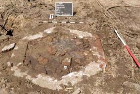 Opgegraven fundering Dorpsplein.