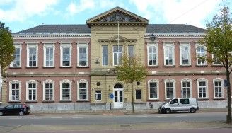 Timpaan van de verdwenen Nieuwpoort.