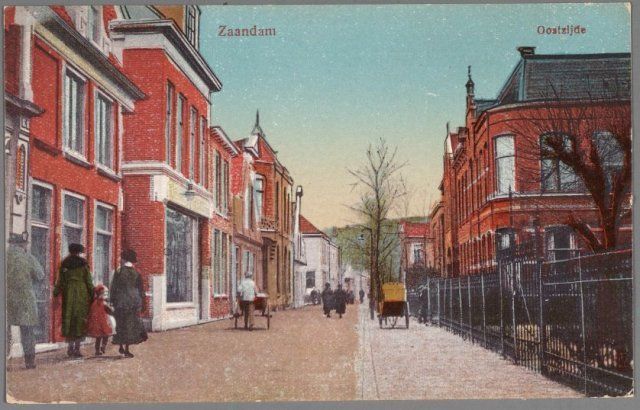 De Oostzijde in Zaandam rond 1910