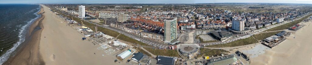 Panorama Zandvoort: Tweehonderd jaar bouwen aan een badplaats