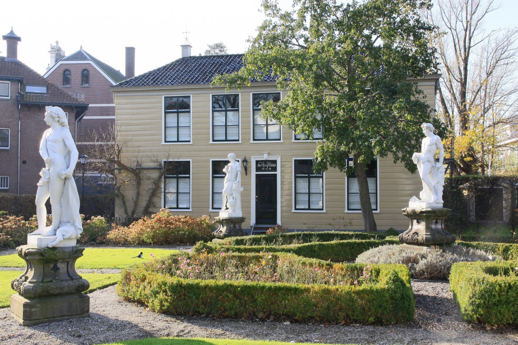 Van Beeldentuin naar Domineestuin: wandeling door historisch Zaandijk