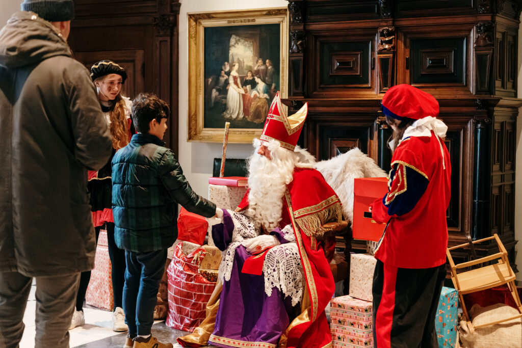 Sinterklaas logeert op het Muiderslot!