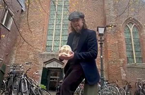 Wist je dat… er 200 jaar oude schedels te zien zijn in Haarlem?