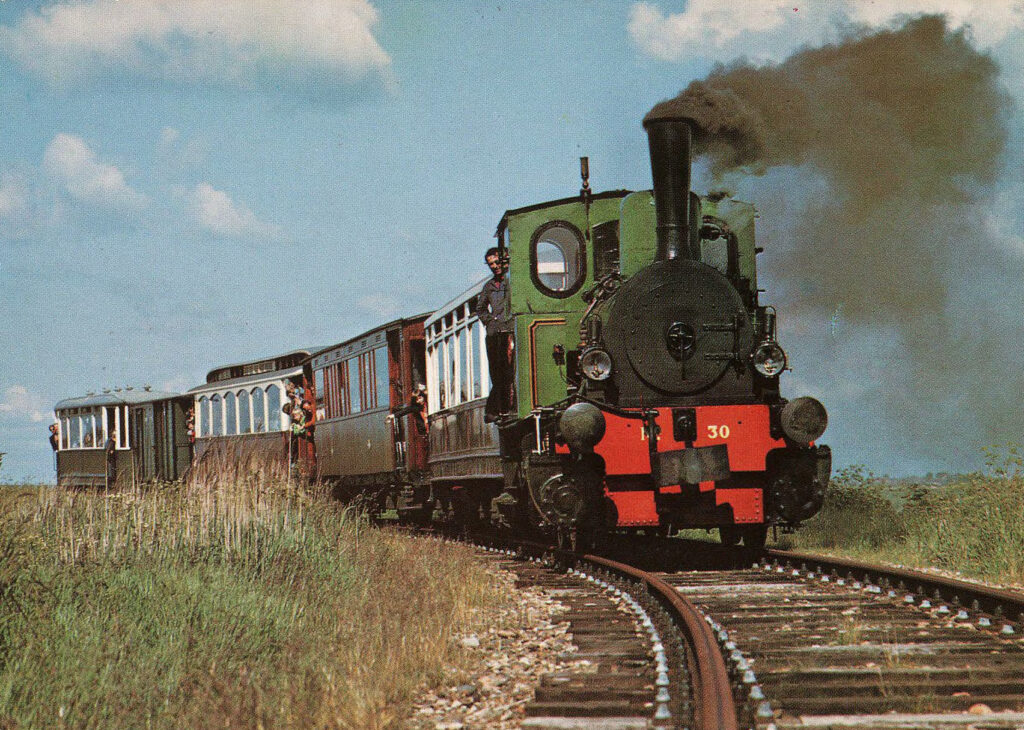 Stoomtrams gingen waar de trein niet kon komen