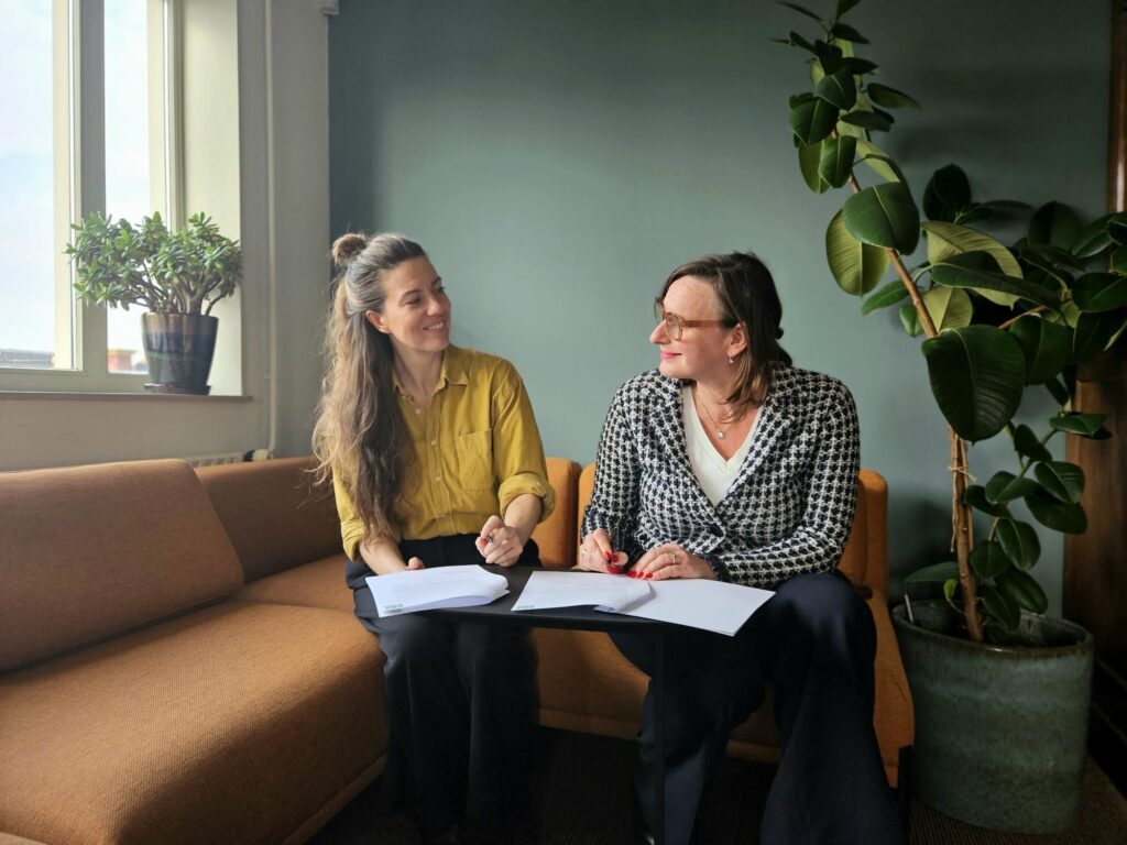 Fotograaf Ilvy Njiokiktjien gaat verhalen van woningnood vastleggen