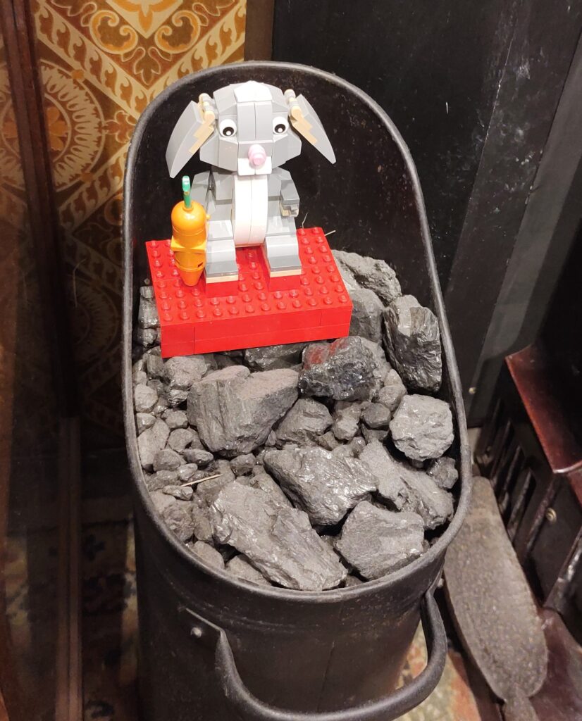 Op hazenjacht met Pasen in het museum