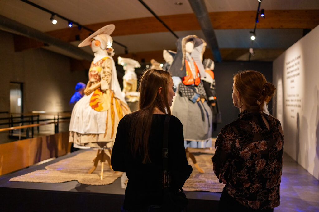 Tussen maker en kijker – In gesprek met kunstenaar Teresa van Twuijver