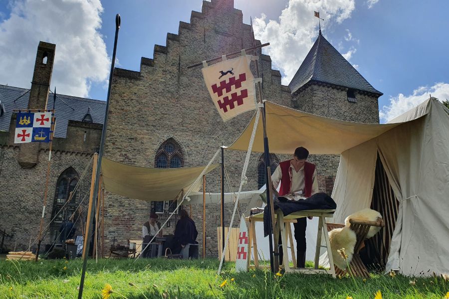 Pinksteren: Middeleeuws Kampement bij Kasteel Radboud