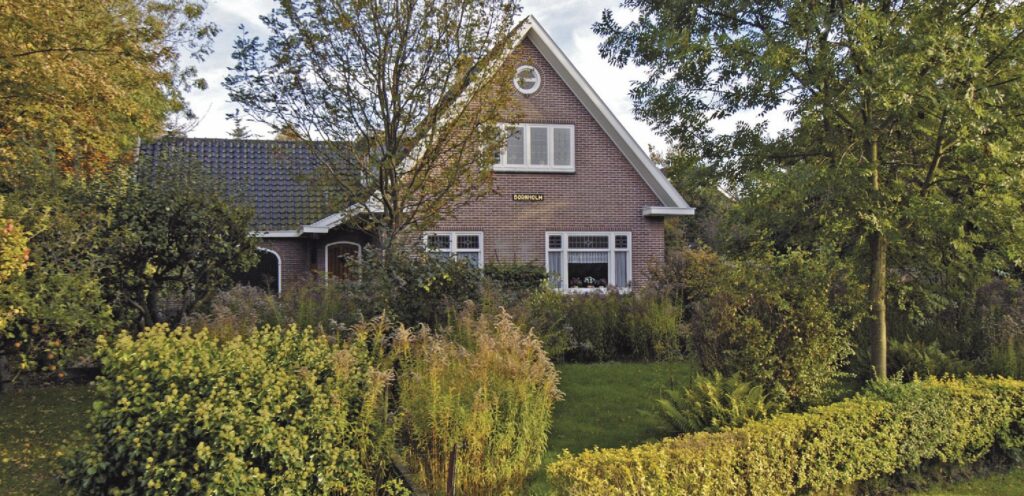Familie Kofoed strijkt met plantagegeld neer in de Meer
