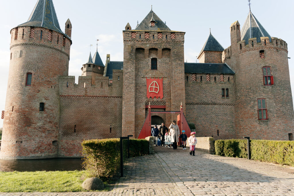Het kasteel van Sinterklaas op het Muiderslot