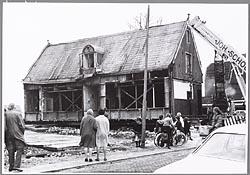 Het Noorderhuis, klaar voor transport naar de Schans, oktober 1972